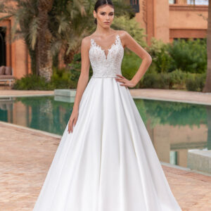 Robes de mariée chez Marque Moda Sposa à Nice