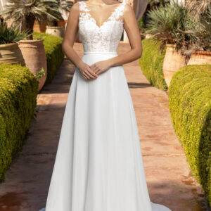 Robes de mariée Bom chez le magasin Moda Sposa à Nice.