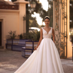 Robes de Mariée de la marque Selestia chez Moda Sposa 10134