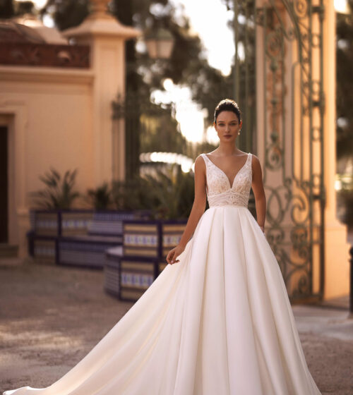 Robes de Mariée de la marque Selestia chez Moda Sposa 10134