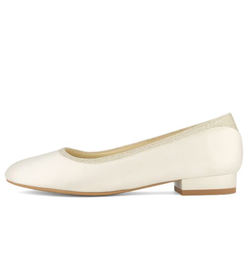 Ballerine de mariage plate.