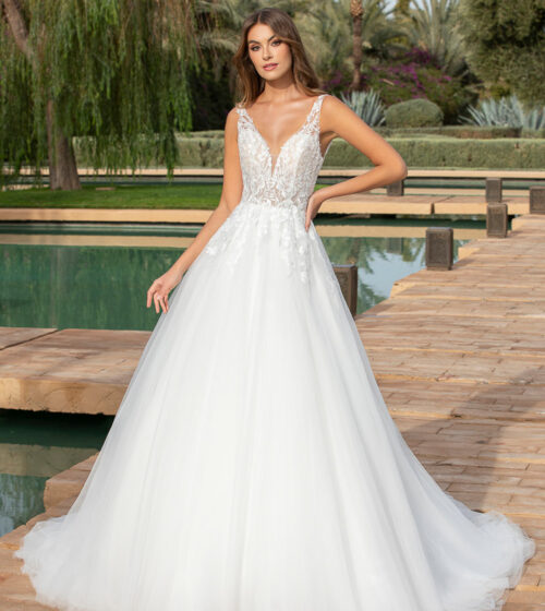 Robes de mariée chez Marque Moda Sposa à Nice