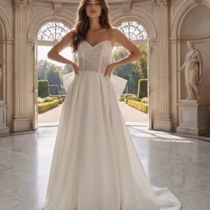 MISS KELLY MK 23 – Robe de mariée A-line élégante avec bustier travaillé